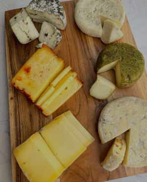 Monthly Subscription Cheese Boxes. Artisan Cheese made by Käse. Shipping across India.