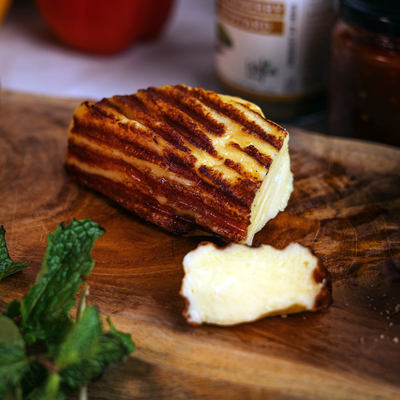 Halloumi popularly known as the grilling cheese is a delight to cook with! While it can be consumed raw and would taste similar to paneer, its best pan-fried or grilled. Choose from 3 flavours.